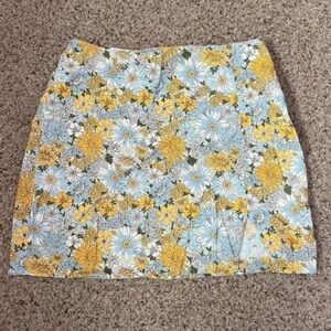 ⭕️ BOGO! UO Floral Mini Skirt NWOT